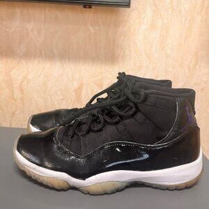 100% Authentic Guarantee Jordan 11 Retro High Black Sneakers Men's Size 9.5